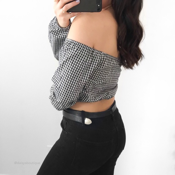 ❤️CLEARANCE❤️ gingham off the shoulder crop top - Picture 4 of 4